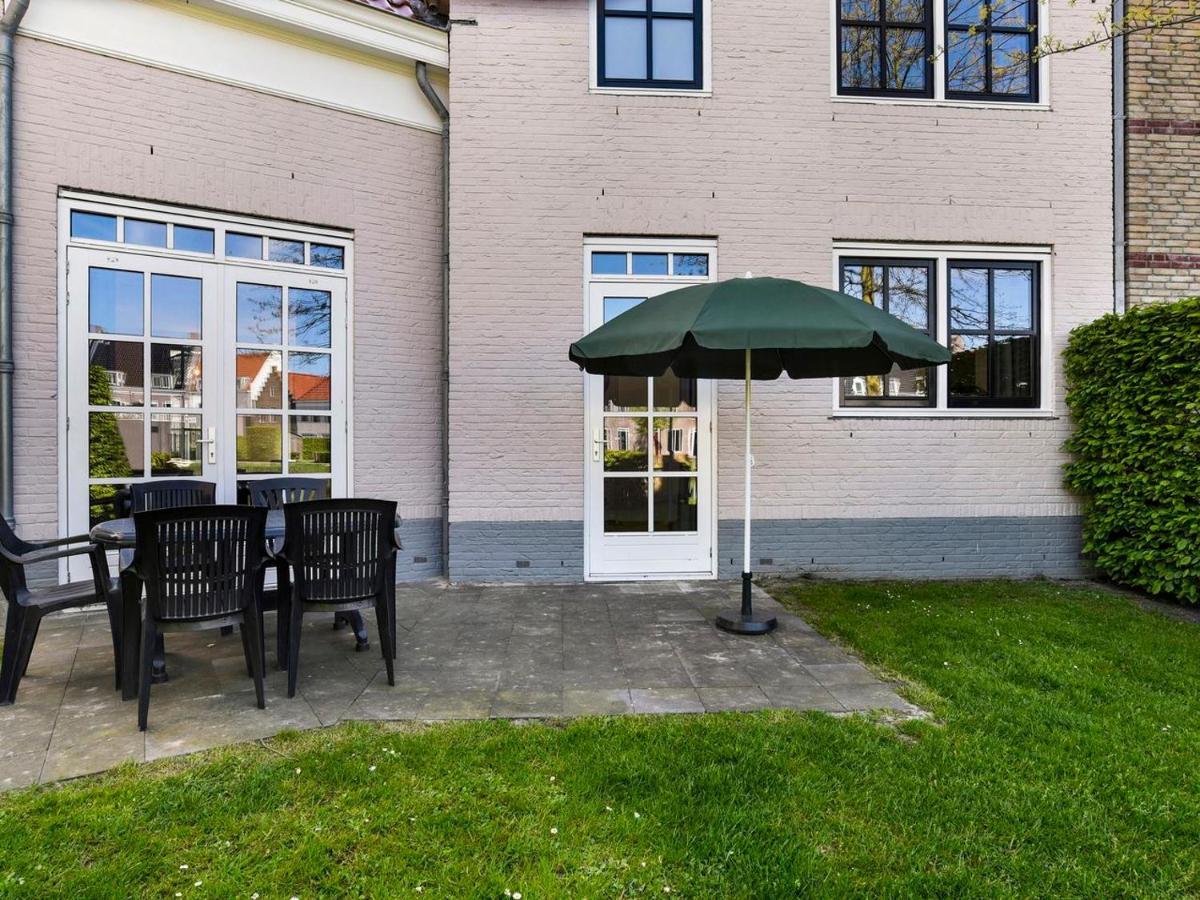 Luxury 4-Person Residence In The Holiday Park Landal Esonstad Anjum ภายนอก รูปภาพ