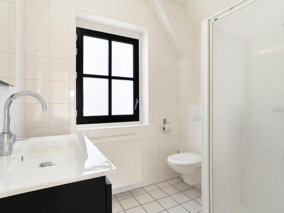 Luxury 4-Person Residence In The Holiday Park Landal Esonstad Anjum ภายนอก รูปภาพ