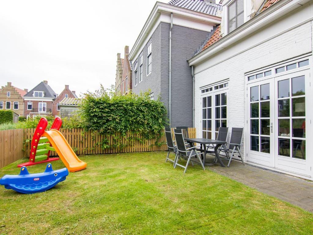 Luxury 4-Person Residence In The Holiday Park Landal Esonstad Anjum ภายนอก รูปภาพ